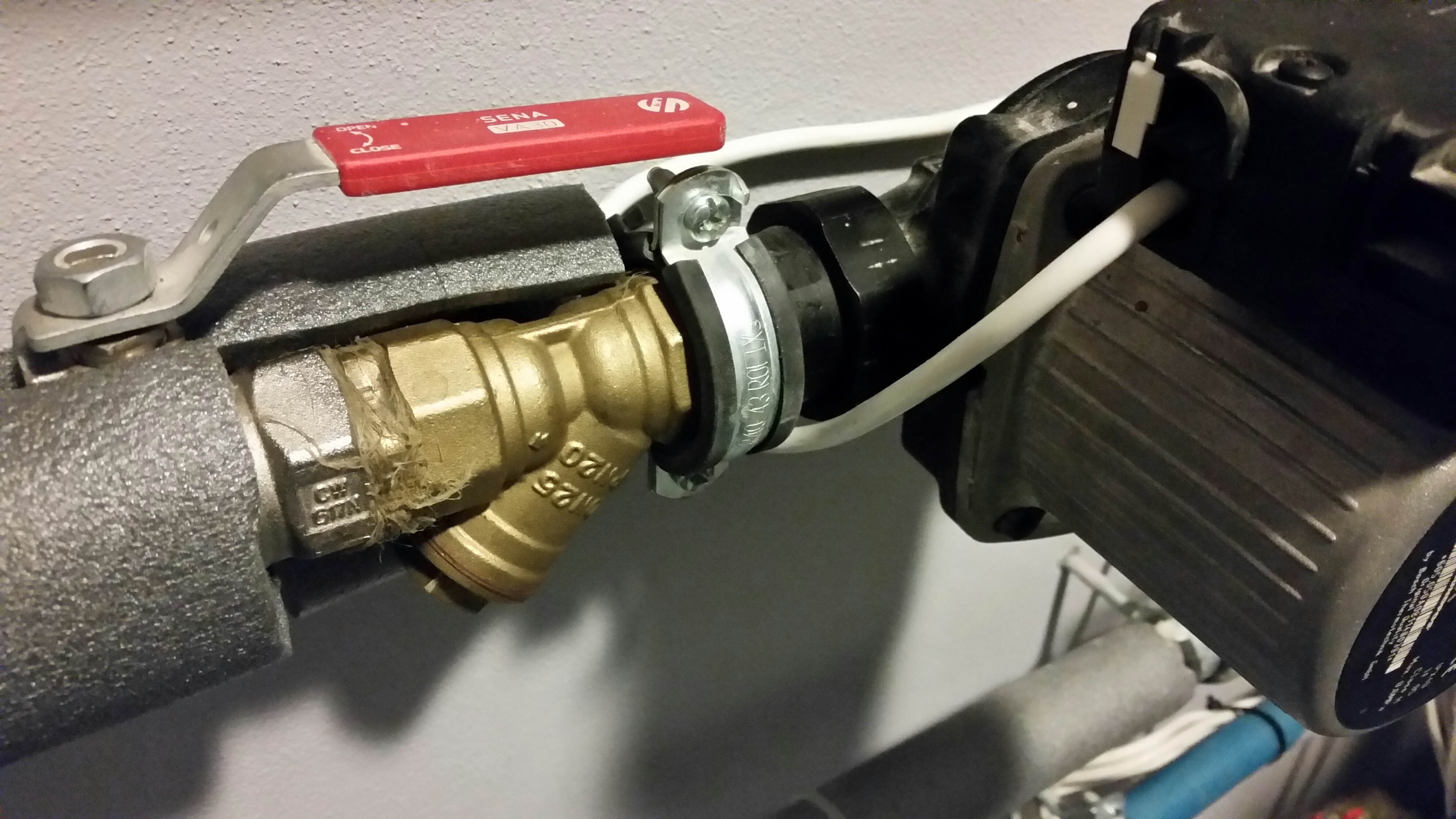 Grundfos UPER 25-80 - jak zmniejszyc obroty - elektroda.pl