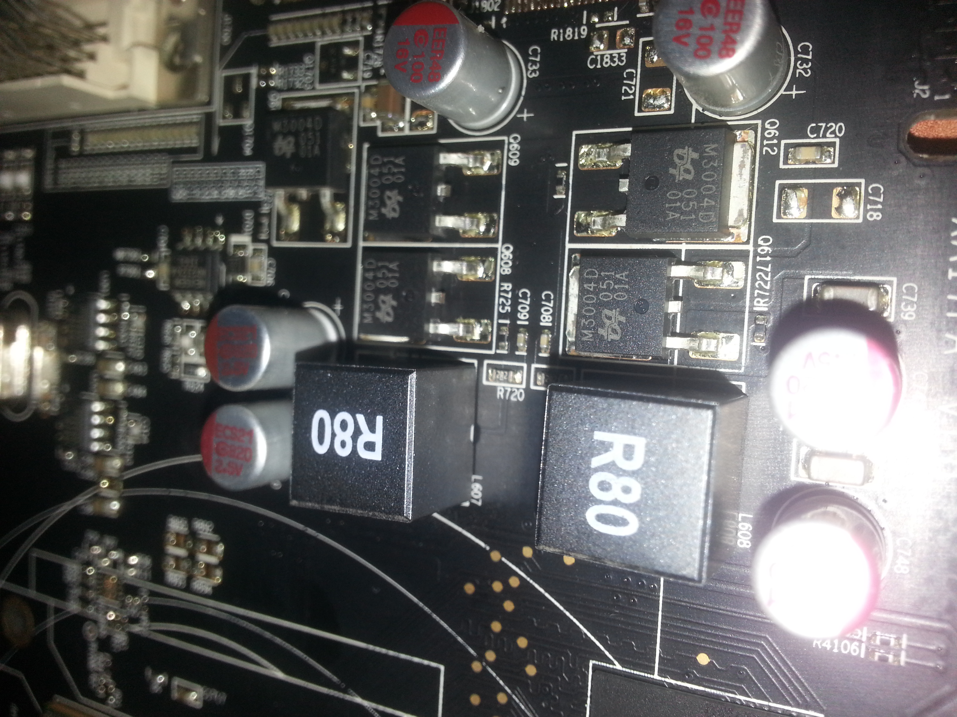 Zamiennik MOSFET M3004D do karty graficznej Radeon HD7850 - jaki wybrać?