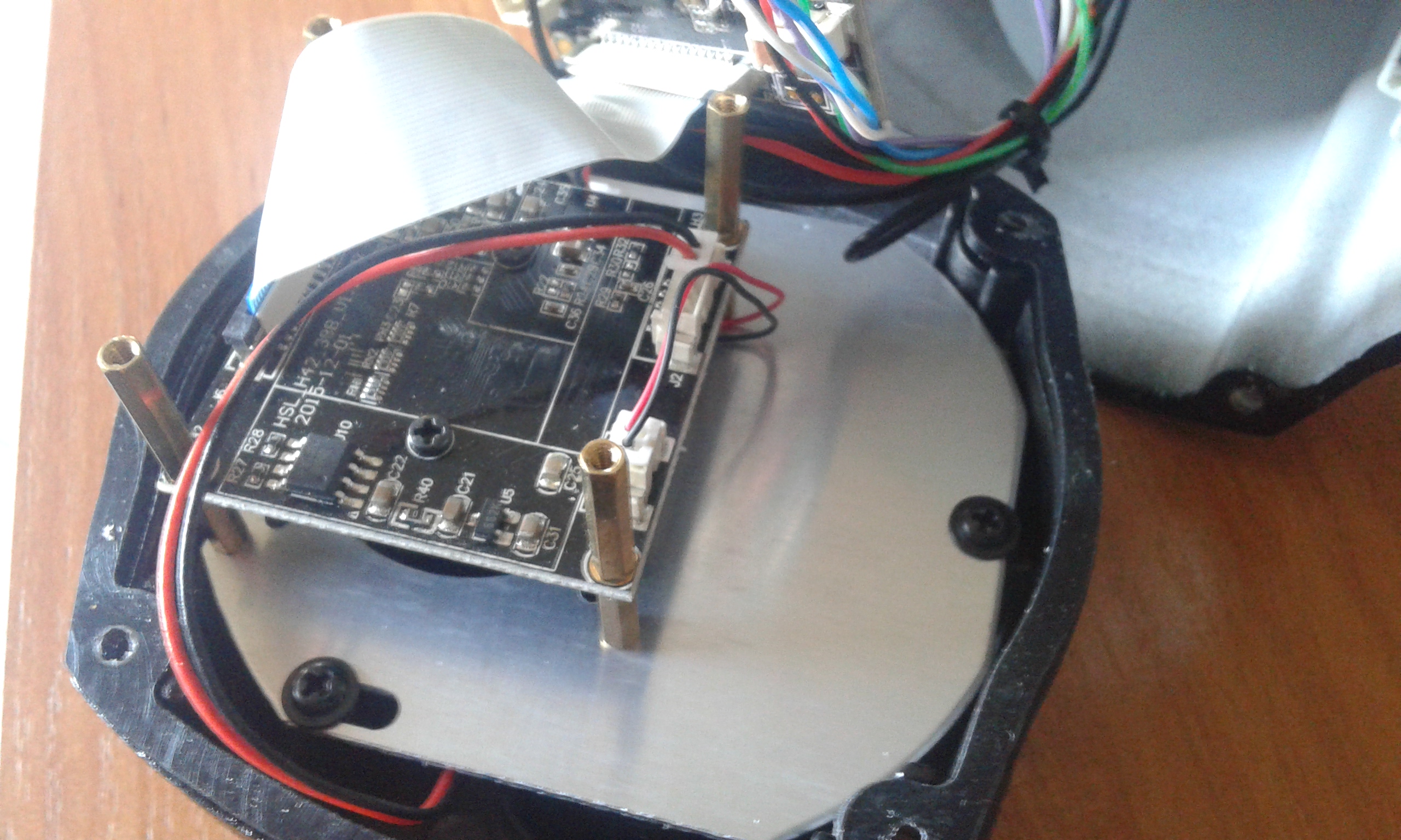 Jak zresetować kamerę IP Zennox D9923 bez przycisku reset?