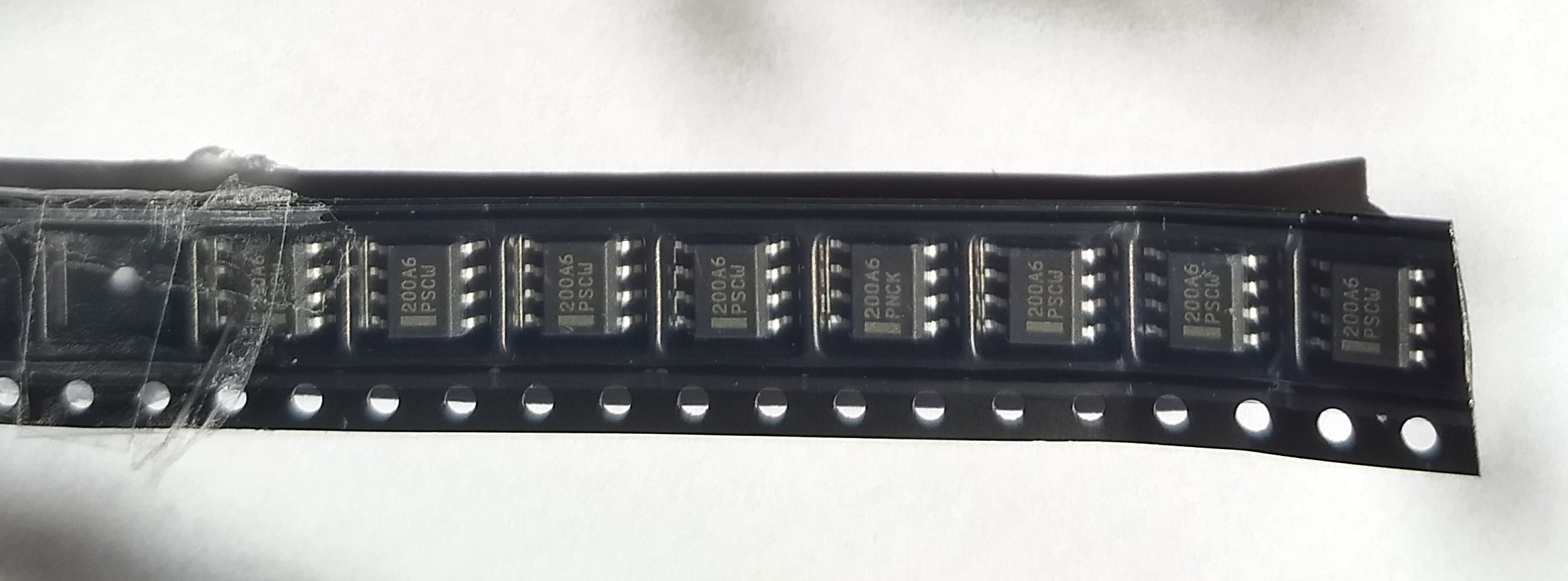 [Sprzedam] Nowe układy 200A6 (NCP1200), 8 sztuk. Montaż SMD.