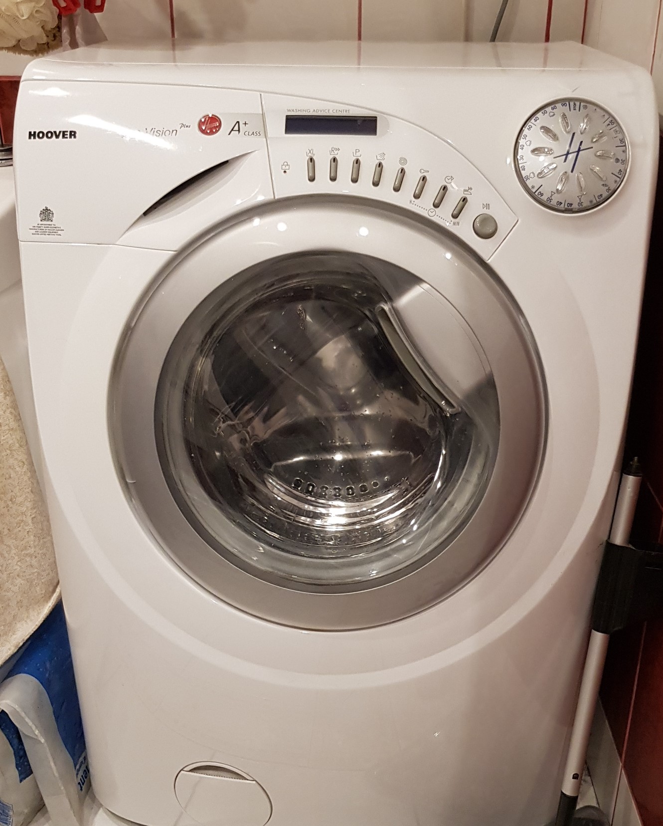 Hoover Vision Hd 1600 Aaa 7 Kg Gdzie znaleźć zamienniki części do pralki Hoover 1600 Vision? [HVP 16 EAST]