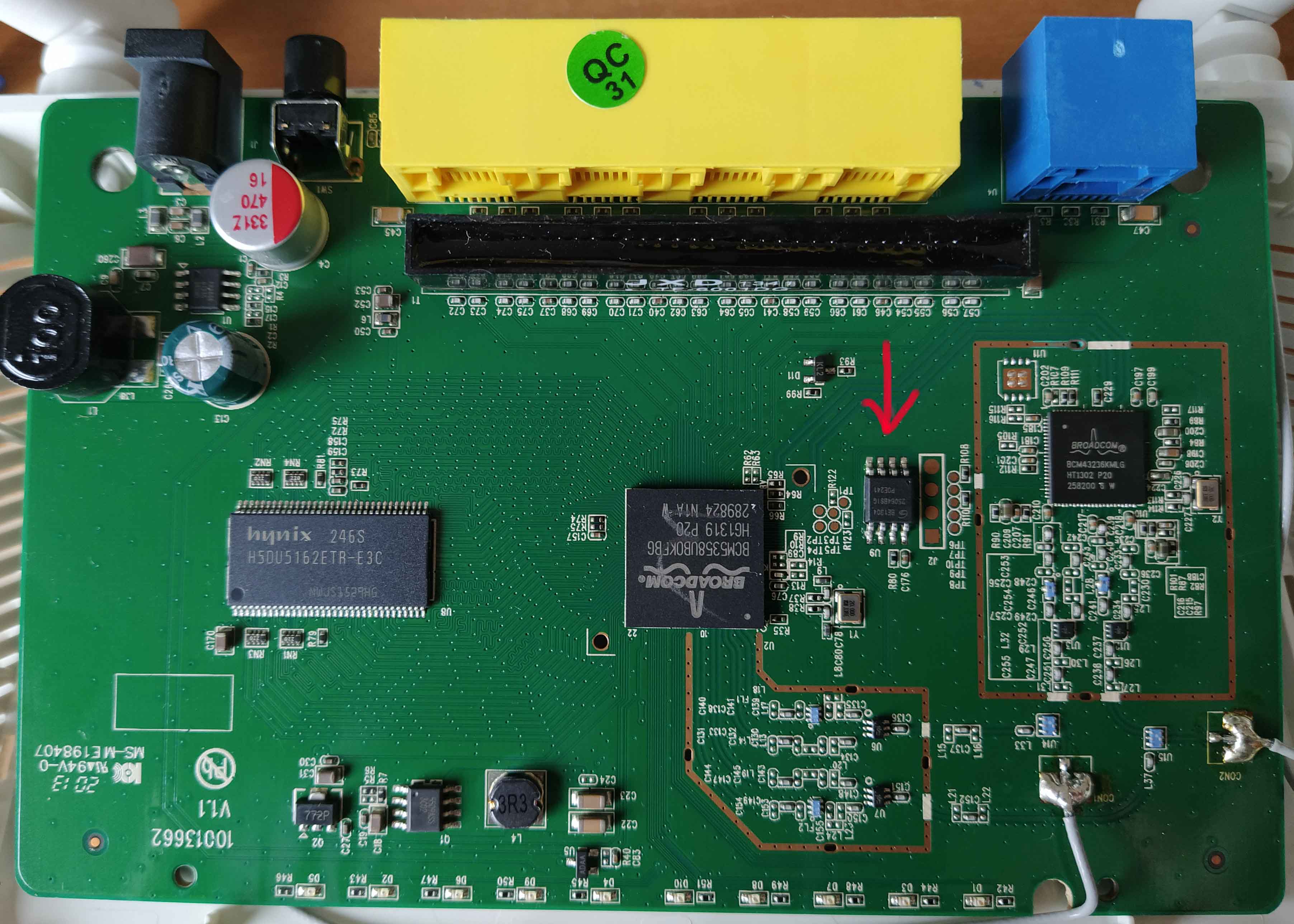 Tenda n6 - nie można zresetować, jakie piny na pamięci zewrzeć?