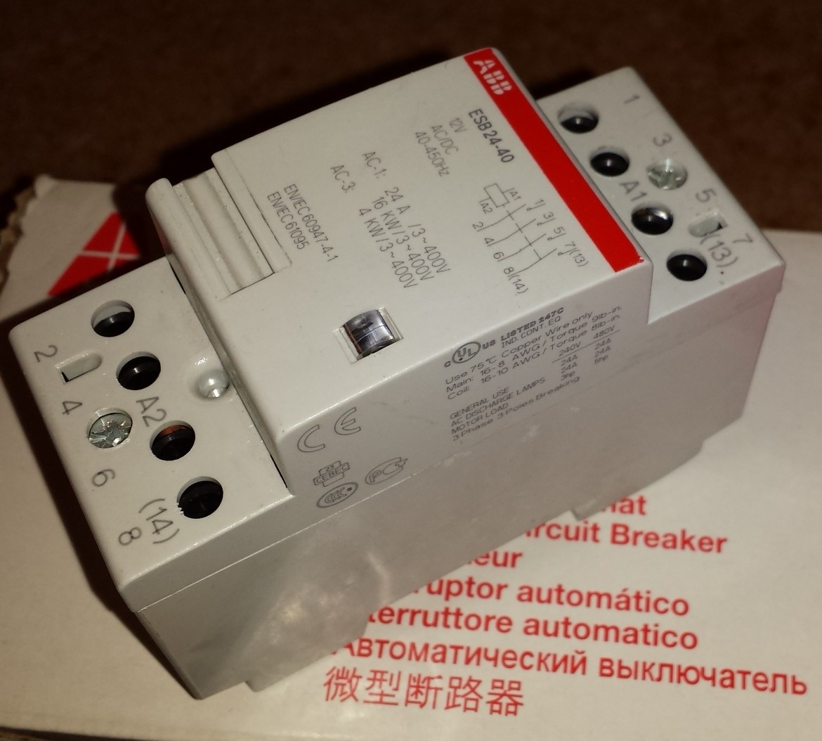 [Sprzedam] styczniki ESB24-40-12AC/DC tylko dla podmiotow gospodarczych