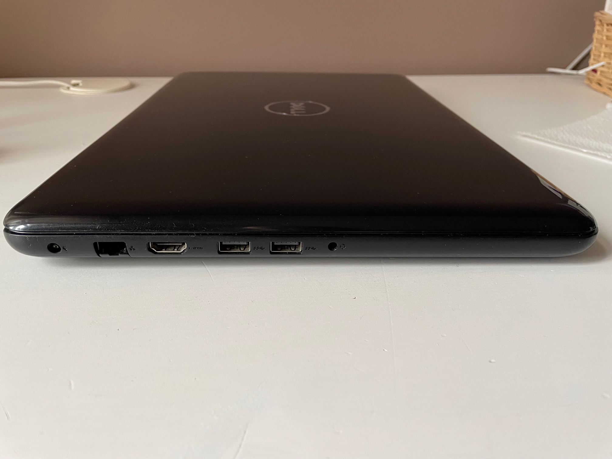 [Sprzedam] Dell Inspiron P66F001, i7-7500U, Radeon R7 M445, 8GB RAM ...