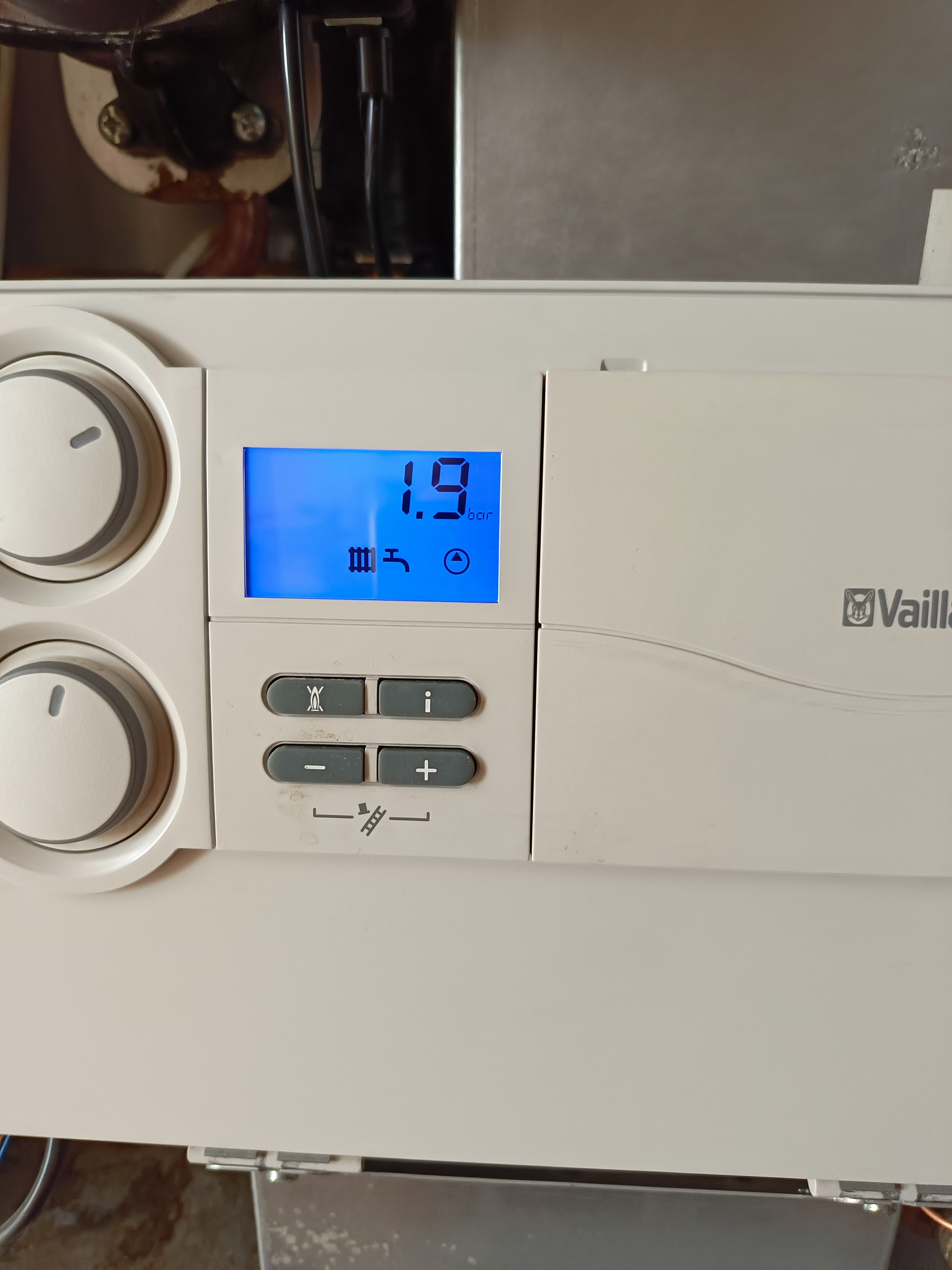 Vaillant Vc 196 2 C Fehlercode F28 Vaillant VSC INT 196/2-C 150: Brak podgrzewu wody, wymiana bezpiecznika