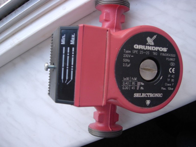 Grundfos UPE 25-25 180 - regulacja? - elektroda.pl