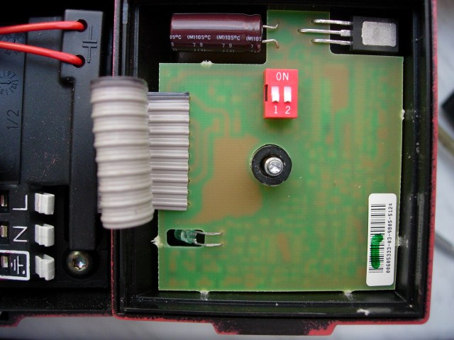 Grundfos UPE 25-25 180 - regulacja? - elektroda.pl