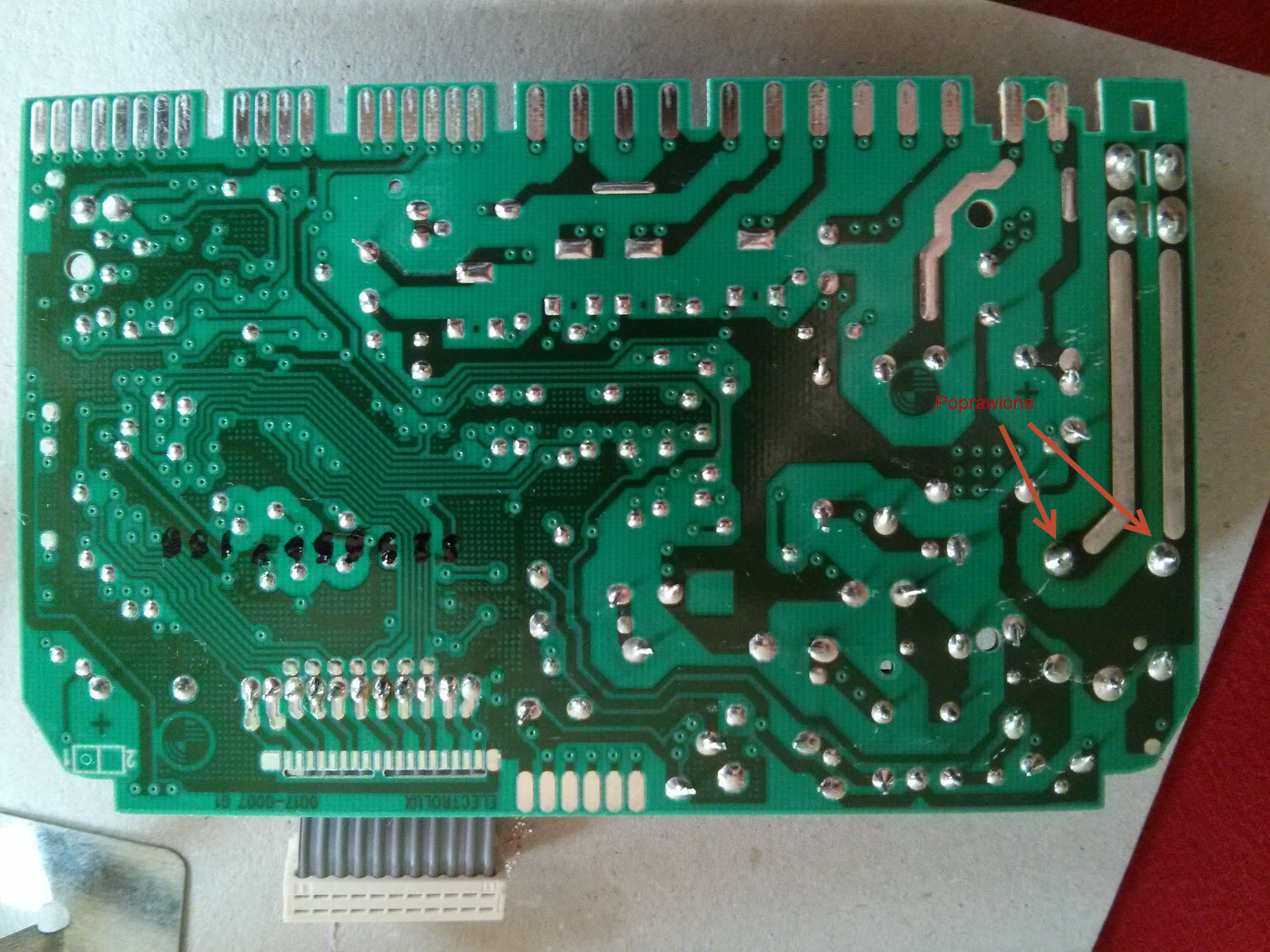 AEG Favorit Control VI (PNC 911936219/01) Nie grzeje wody podczas