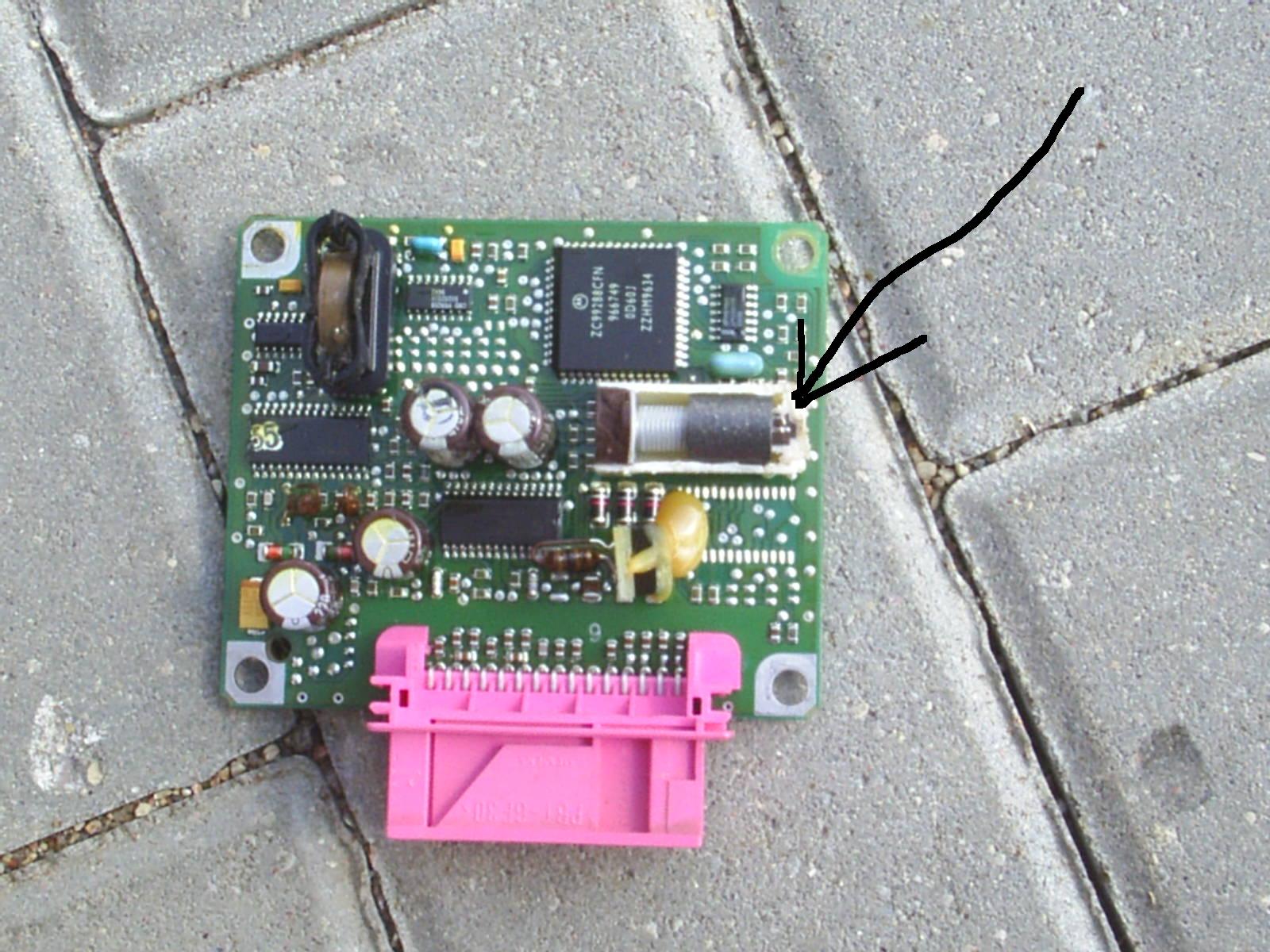 Lanos sterownik airbag. Czujnik bezwładnościowy. Gdzie można kupić?