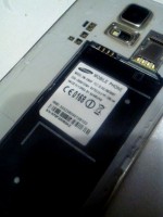 Jak rozpoznać oryginalny Samsung Galaxy S5 przed zamianą za LG L65?