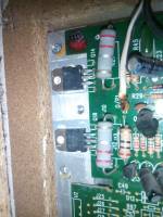 SoundBarrier SLD-200 - Jaka moc rzeczywista wbudowanego wzmacniacza?