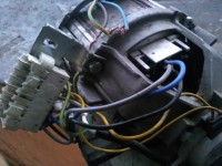 Connecting the motor from the washing machine for a short time.