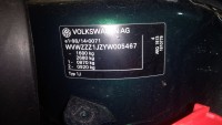 VW Golf 4 1.4 16V: Valve Cover Disassembly & Gasket Repair - Step by Step Guide