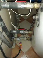 What is the reason for poor hot water pressure in all taps?