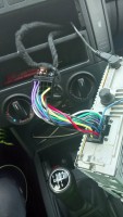 Connecting Pioneer TS-G1011i Speakers to Sony CDX-GT28 Radio in VW Polo 2004: Step-by-Step Guide