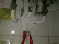 Junkers Gas Stove Heating Issue: Pressure Below 1 Bar, Water Reaches 99 Degrees