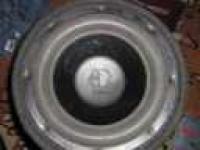 Co to za magnat? Kosz z tyłu czarny, inna kopułka.