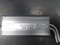 CB radio no name nie odbiera w mieszkaniu, działa w samochodzie - co może być przyczyną?