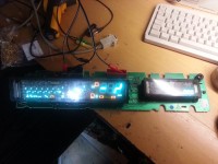 Scenic II - licznik działa po podaniu napięcia na 1 pin w czerwonej kostce, 1,4A poboru