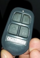 Toyota Corolla 2003 alarm nie wydaje zadnego dzwieku