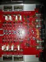 Boss BA-2900 - Brak sygnału na kanałach, dioda Power świeci, wentylator działa