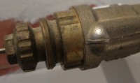 How to Conduct Radiator Valve Crimping: Replacing Thermostatic Head & Increasing Hot Water Flow