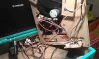 Gramofon Vintage Sound z Biedronki - podłączenie 12V zamiast 5V, co mogło się uszkodzić?