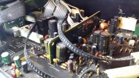 Pioneer A-449 - Po zmianie kondensatorów dźwięk lewego kanału przymulony