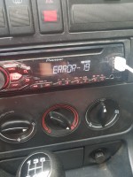 Pioneer DEH-1800UBG - - Does not read the phone (USB connection)