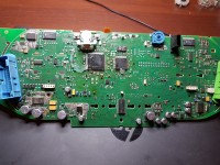 Audi a4 1.9Tdi 2000r - Dziwne ustawienie wskaźnika temp. i paliwa .