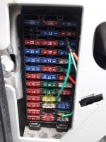 Renault Trafic 2010r - Brak Pradu na bezpieczniku (Brak Centalnego radia prawej 