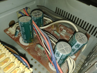 Uszkodzenie w zwrotnicy kolumn głośnikowych - brak dźwięku z głośnika wysokotonowego