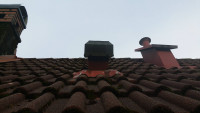 Noise from the eaves: non-return flap and wind roar - the reason? What is the na