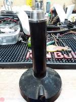 Jaki to model anteny CB z połamanym promiennikiem i przewodem?