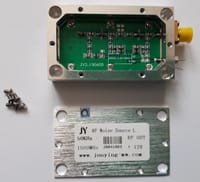 Identifying Zener Diode and Monolithic Amplifiers in Vintage Chinese Noise Source Circuit