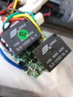 Hulajnoga elektryczna - Nie jeździ. Dziwne napięcie. Jestem bezradny.