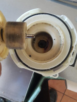 Whirlpool ADG9210/851192110841 - Pompa piorąca się nie załącza brak komunikatów