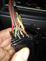 Opel Zafira A - Sterowanie radia Alpina CDE9882Ri z kierownicy