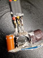Jak podłączyć żółty przewód w kontrolerze elektrozaworu 12V?