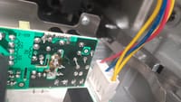 Mikrofala Zelmer ZMW2131X (29Z012) - jaki układ przetwornicy do naprawy wyświetlacza?