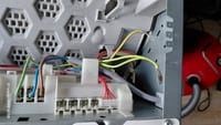 Siemens IQ300 WT45HV0EPL suszarka błąd E09 po włączeni