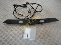 Czy zestaw z aukcji wystarczy do montażu kamery cofania w Tiguanie z RCD 510?