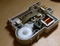 Błąd E40 w pralce Electrolux EWT 1016 - jak naprawić blokadę drzwi?