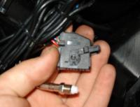 Co to za kostki i kable w Oplu Zafira 2000r?