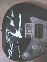 Pora na coś innego!! Gitara DIY z niebanalną grafiką!!!
