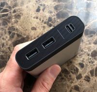 Mophie Encore 13k - Migające wszystkie diody w powerbanku ; powerbank nie ładuje