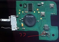 Wartość kondensatora zaznaczonego na czerwono na karcie Laguna