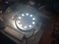Jak połączyć 10 diod Power LED 10W i dobrać zasilacz prądowy?