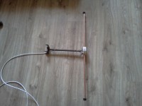 Mounting the antenna half-wave dipole - Mounting method - influence on the signa