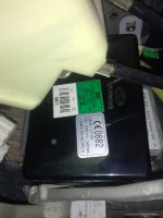 Hyundai Tucson 2005 - Schemat podłączenia centralnego zamka i sterownika